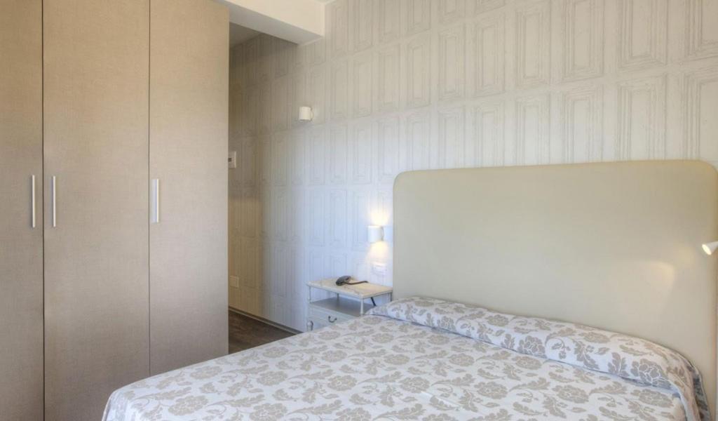Hotel 2000 Ρίμινι Εξωτερικό φωτογραφία