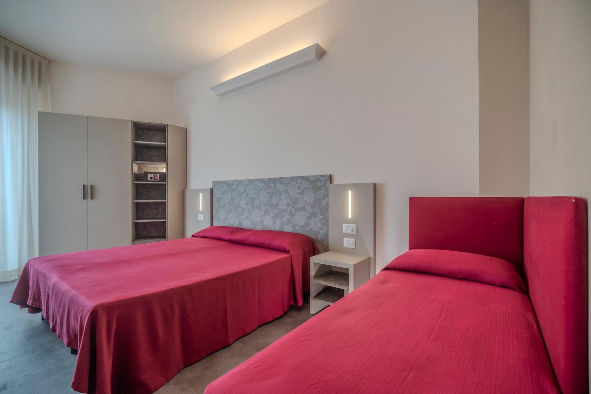 Hotel 2000 Ρίμινι Εξωτερικό φωτογραφία