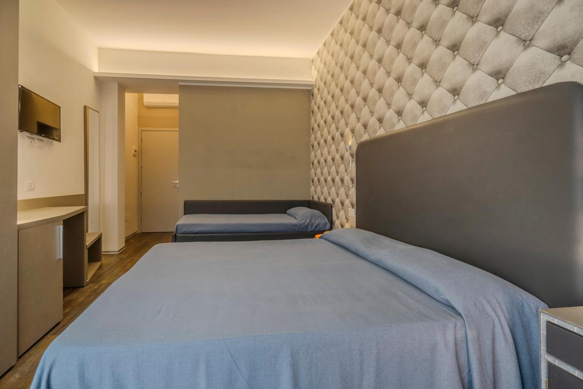 Hotel 2000 Ρίμινι Εξωτερικό φωτογραφία