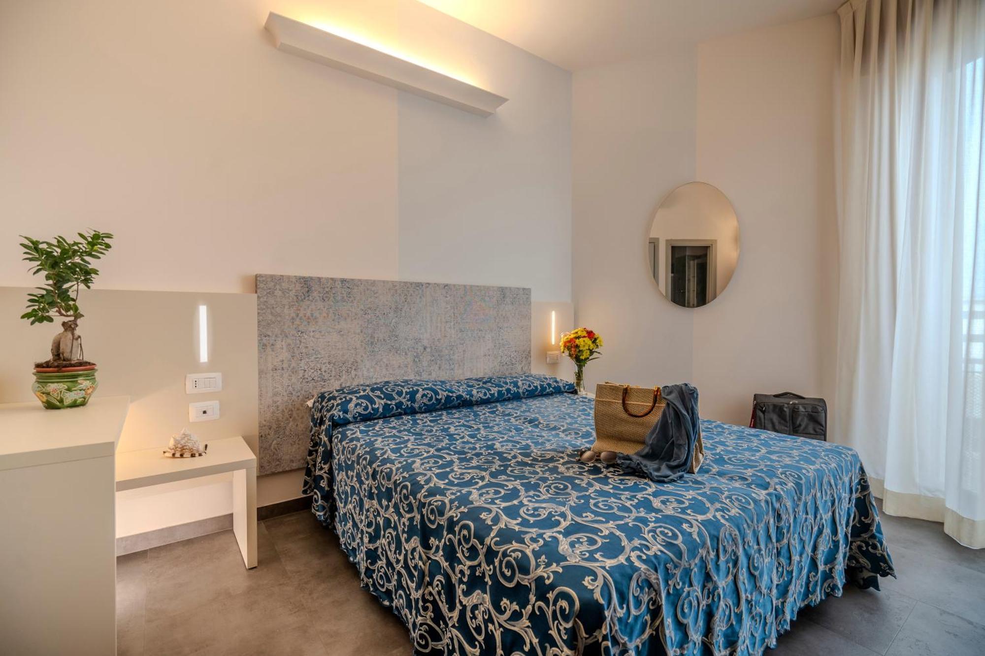 Hotel 2000 Ρίμινι Εξωτερικό φωτογραφία