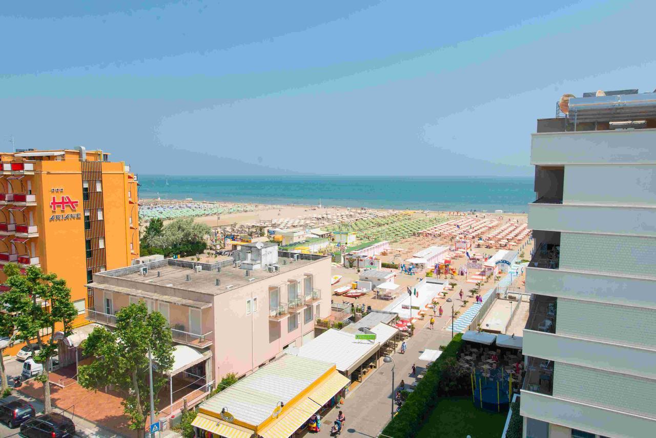 Hotel 2000 Ρίμινι Εξωτερικό φωτογραφία